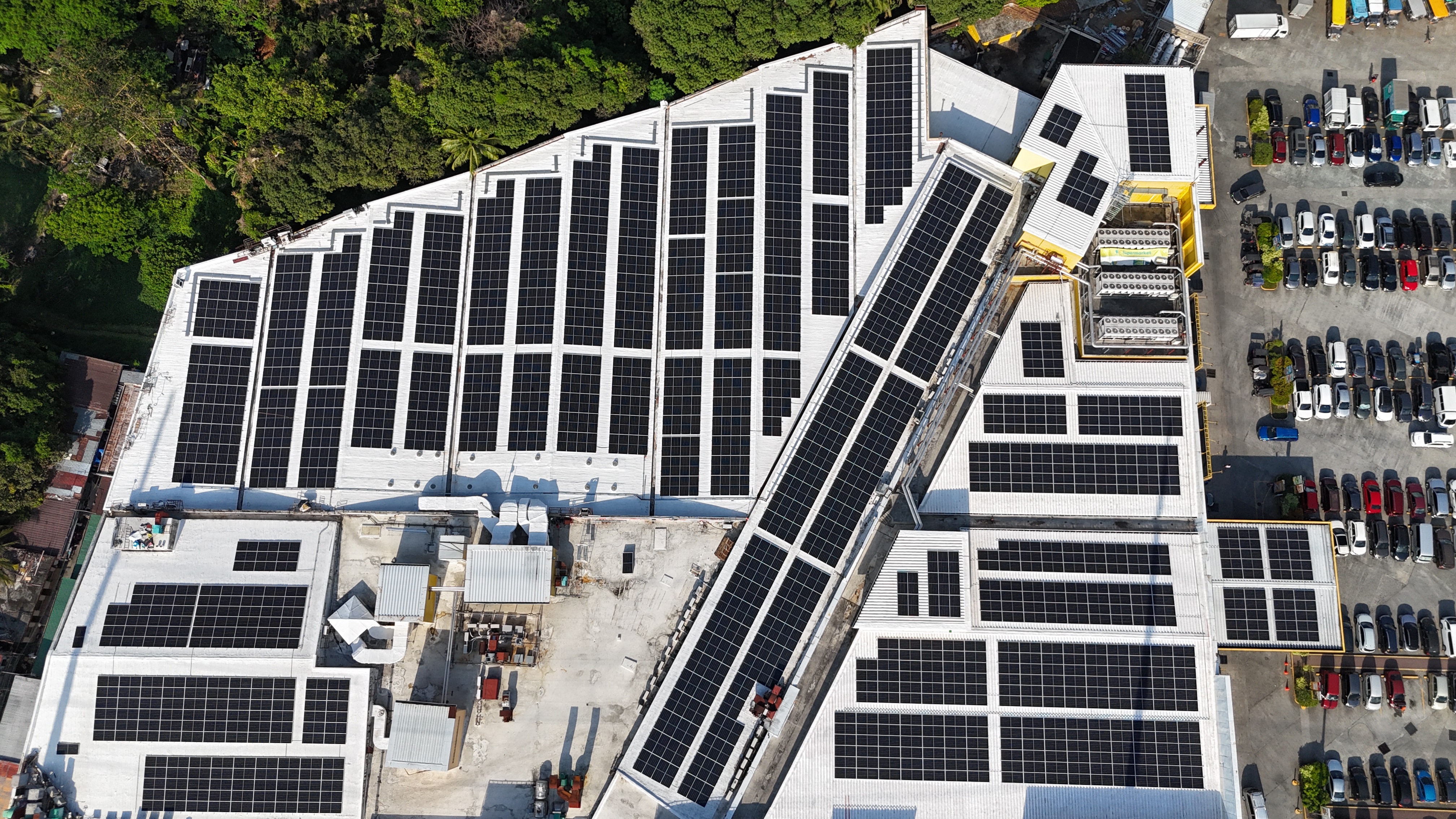 WALTERMART DASMARIÑAS commercial solar installation